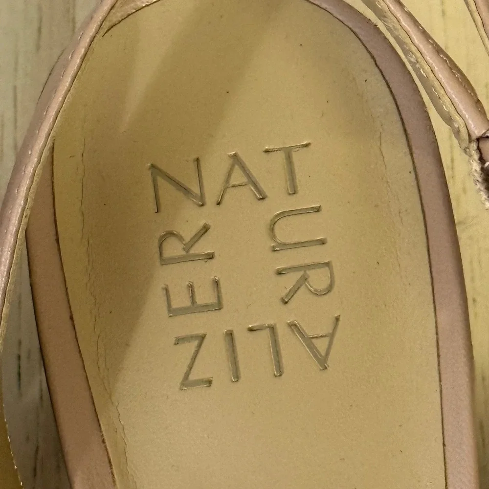 Naturalizer Banks Nude Beige Leather Slingback Block Heel Pumps Womens 8.5 M